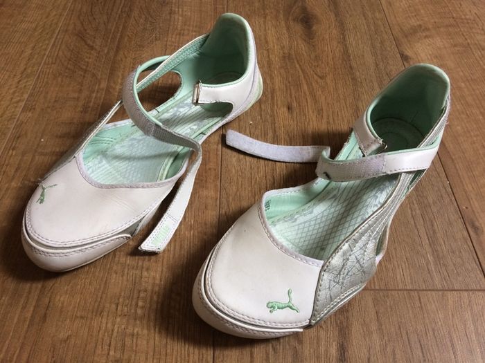 sport shoes
