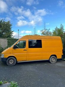 Self-converted 2002 Volkswagen LT35 for sale
