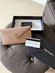 Final price drop Brand New Authentic Prada wallet