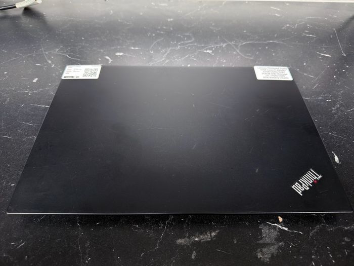 Lenovo ThinkPad T490s
