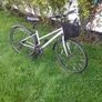 Ladies hybrid bike for sale Image 4