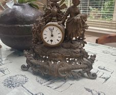 Antique French mantle clock