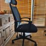 Ergonomic office chair with reclining backrest and adjustable lumbar support Image 2