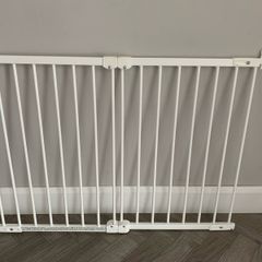 Babydam Stair Gate (screw fit)