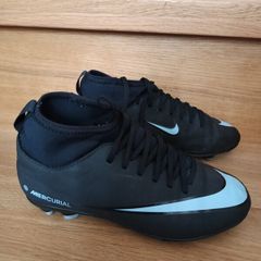 Nike boy's football shoes. UK2