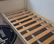 Single bed Free to take