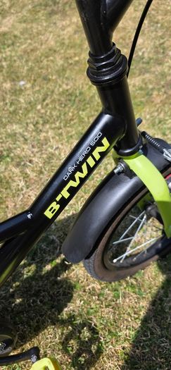 16 Inch Kids Bike Dark Hero 500 4-6 Years Old