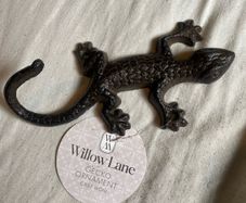 cast iron gecko garden ornaments