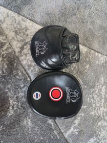 boxing pads