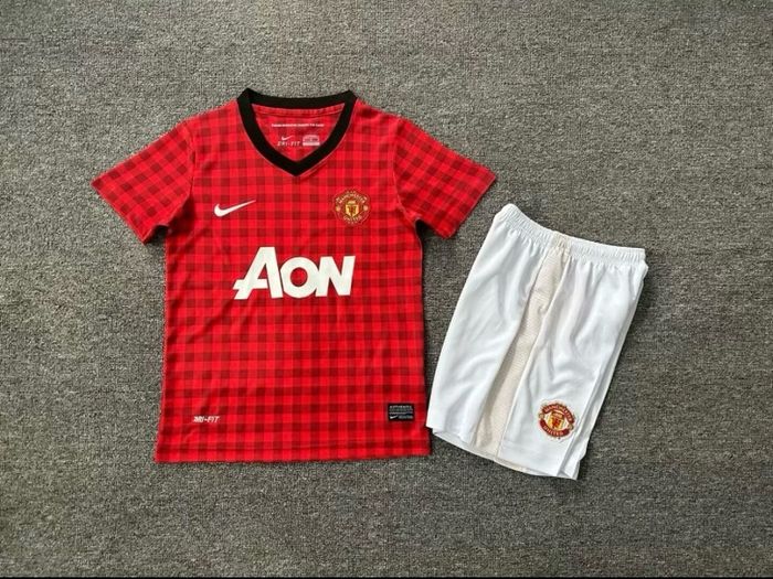 Retro football kits