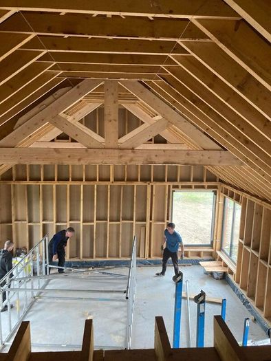Roof trusses / king post truss