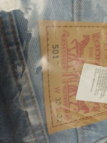 levis