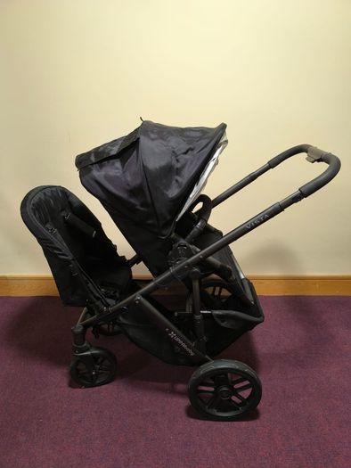 UPPAbaby Vista Travel System Bundle  Pram Carrycot Car Seat Toddler Seat Board (Older Model)