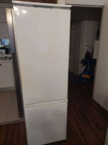 whirlpool integrated fridge and freezer