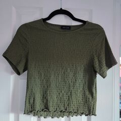 Khaki cropped top, NEW LOOK, size 10