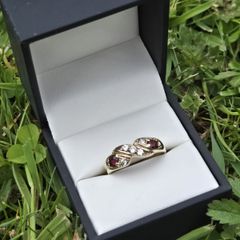 9ct Yellow Gold Garnet & CZ Dress Ring