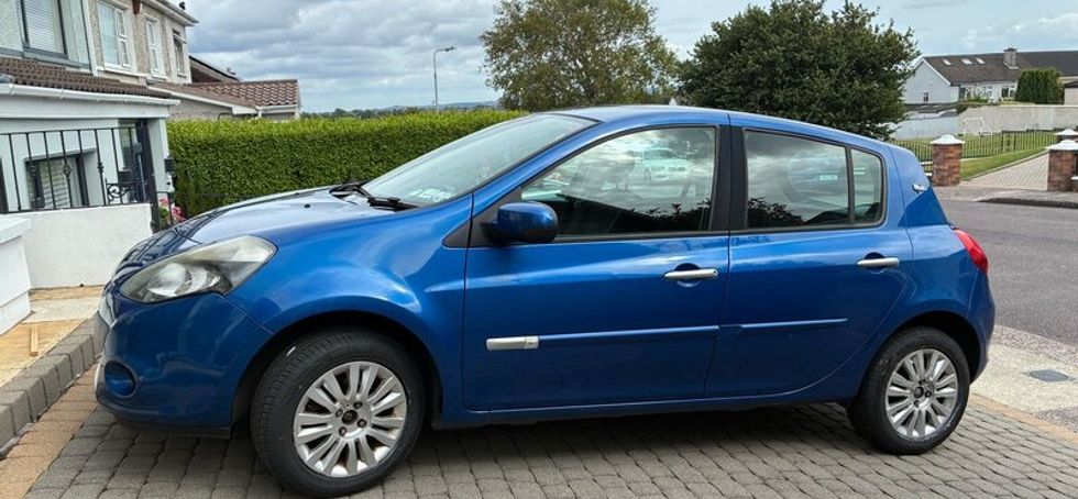 Renault Clio 2011 new tyres, new NCT