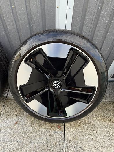 ID Buzz Original 21" Alloys