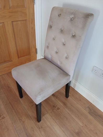 Vanity Unit and Chair