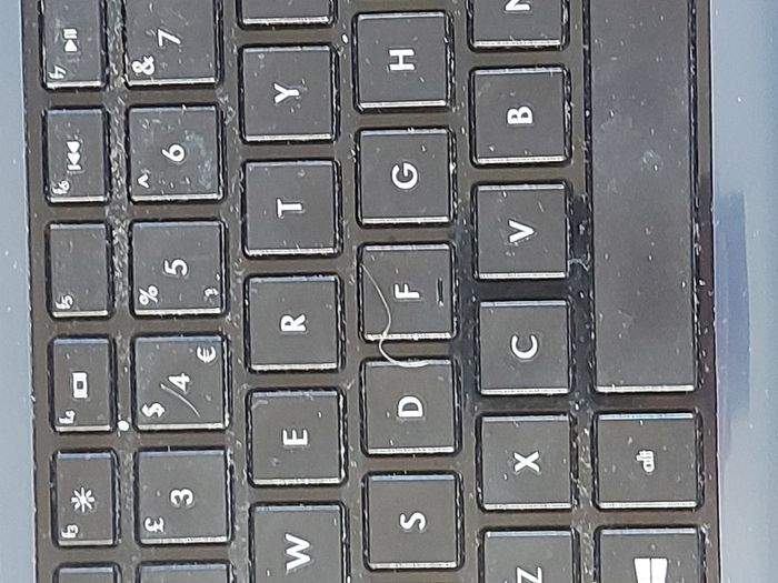 HP Pavilion G6, Intel Core i3-3110M, 2.4GHz, 6GB Ram, Windows 8, Opera, Chrome and VLC