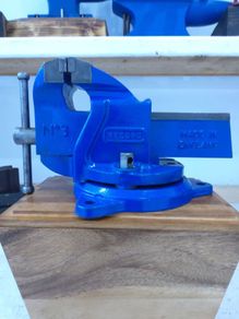 record no 3 full 360 degree swivel