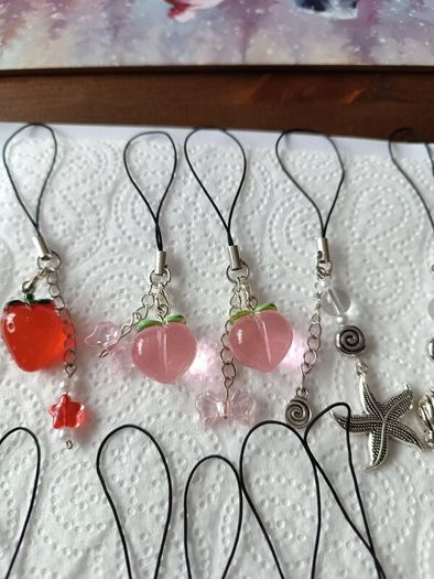 Phone charms