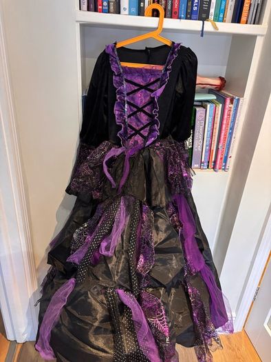 witches outfit