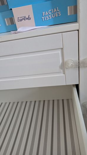 Baby changing table
