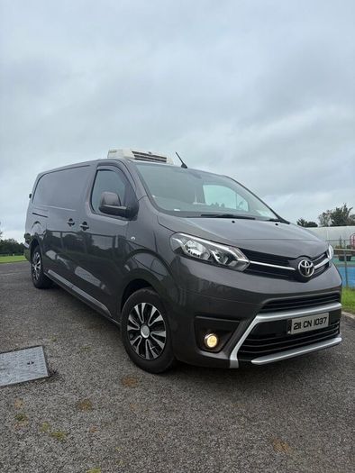 Toyota proace