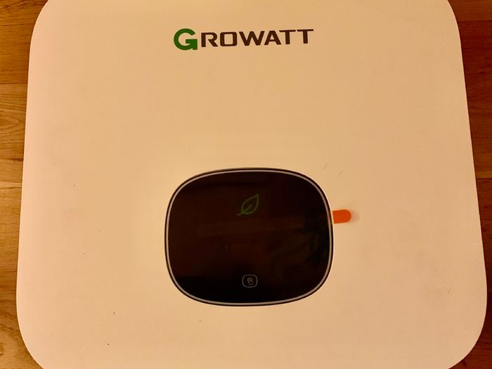 GROWATT Inverter (for solar panels)