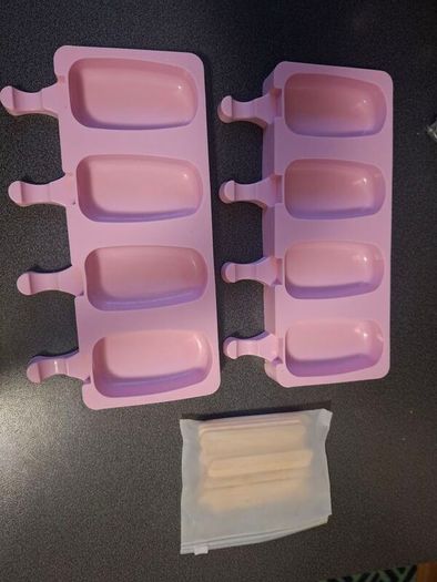 Silicone popsicle molds