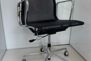 Black office chair 2x available