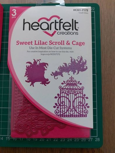 Heartfelt- die and stamp set- Sweet Lilac