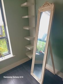 Free mirror