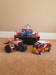 PAW Patrol: PAW Patrol: The Mighty Movie Aircraft Carrier HQ Playset