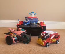PAW Patrol: The Mighty Movie Aircraft Carrier HQ Playset