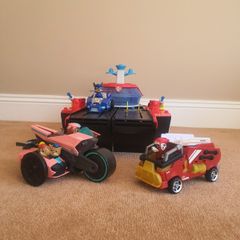 PAW Patrol: The Mighty Movie Aircraft Carrier HQ