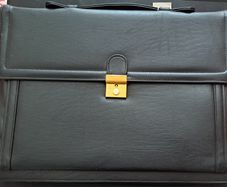 Expanding Leather Briefcase by TopTrend - New Old Stock