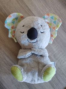 Fisher-Price Soothe 'n Snuggle Koala plush sound machine