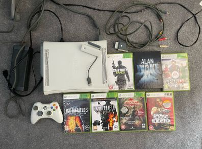 Xbox 360 60GB White Bundle - Refurbished Controller and 8 Games