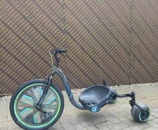 Drift bike