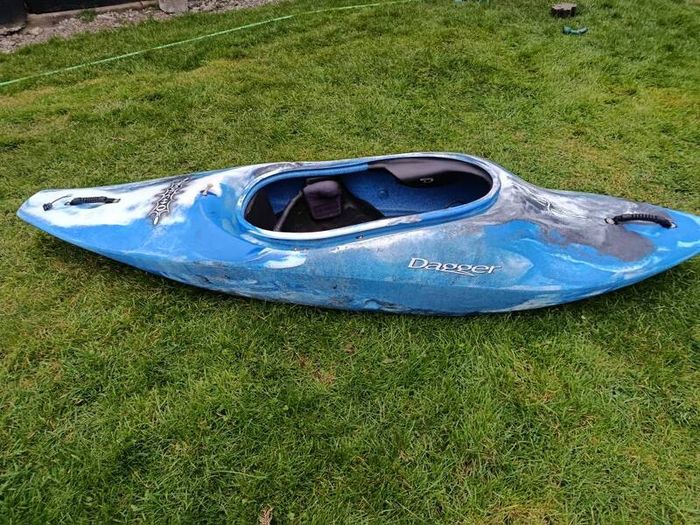 Kayaks & Paddles