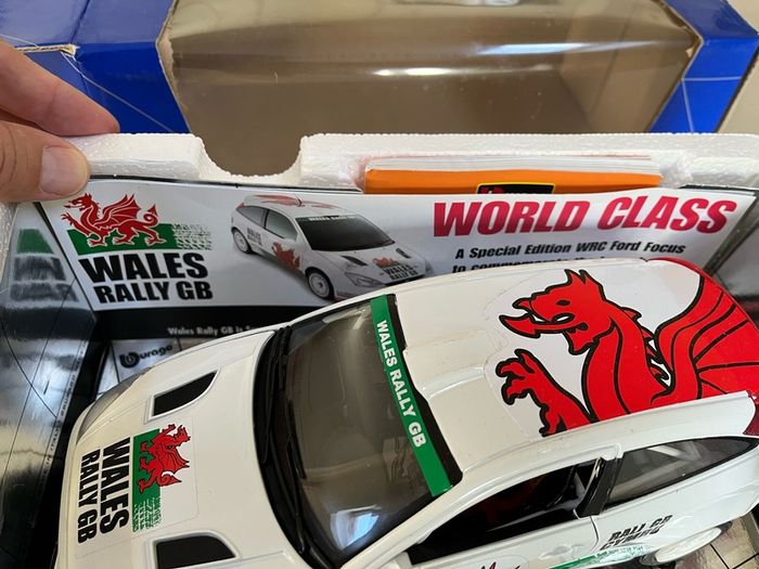 Ford Focus RS WRC 02 Wales 1/18 Burago extremely rare
