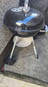 Weber Kettle BBQ with Charcoal Chimney Starter
