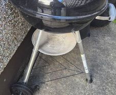 Weber Kettle BBQ with Charcoal Chimney Starter