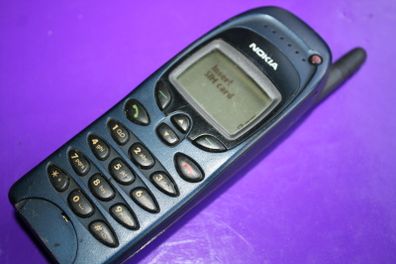 Vintage Nokia 6150 GSM 900 1800 Cellphone Vintage Mobile Phone TESTED with charger