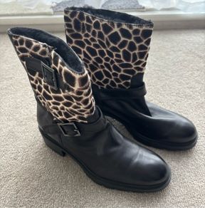 Brand New Hogan Casual Woman Boots, size 36