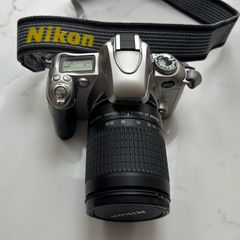 Nikon F55 35mm Film SLR Camera & vacuum extras