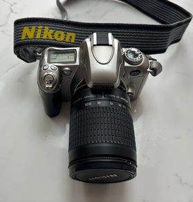 Nikon F55 35mm Film SLR Camera & vacuum extras