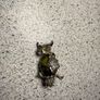 21 Vintage Brooches Image 7
